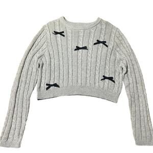 Love Tree Coquette Gray Cropped Cable Knit Sweater with Bows Size Large